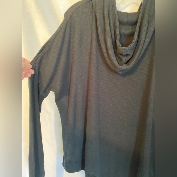 Victoria's Secret Supermodel Essentials Black Hooded Sleep  Shirt Ladies Med - Picture 11 of 12